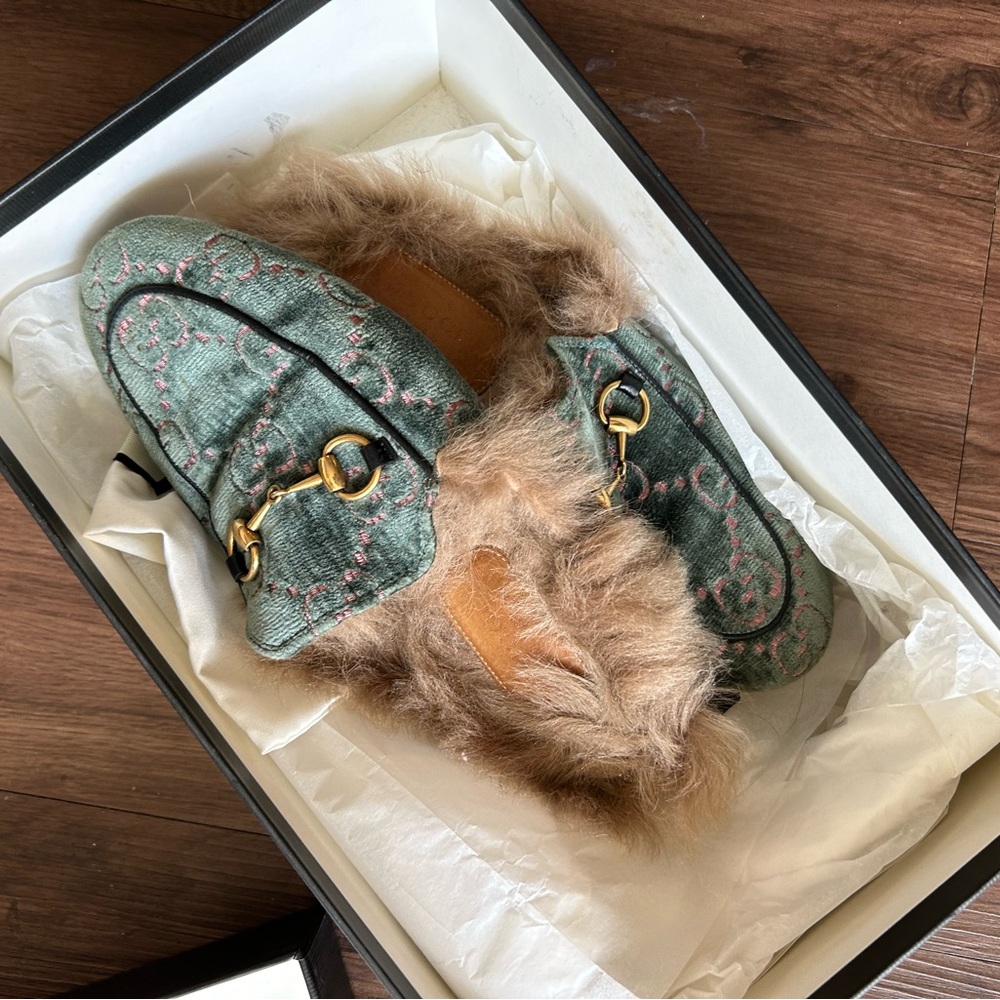 Gucci princetown shearling lined mules